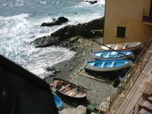 Xtrallusion photo library of independent, self-guided walking and sightseeing holidays in Italy. Pictures, images, photos and photographs taken along the way of this 1-day walking itinerary, to give you a visual impression of the day's walk.